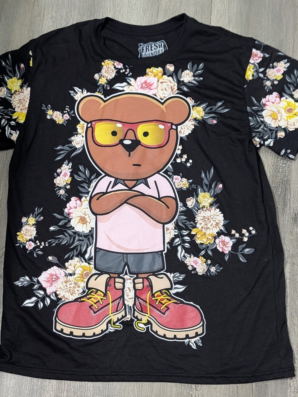 Fresh Laundry Black Graphic Bear Tee NWIT